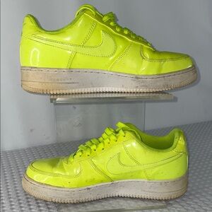 NIKE AIR FORCE 1 LOW 07 LV 8 UV VOLT FTL-12-089